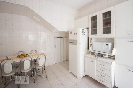 Casa à venda com 192m², 3 quartos e 2 vagasCozinha