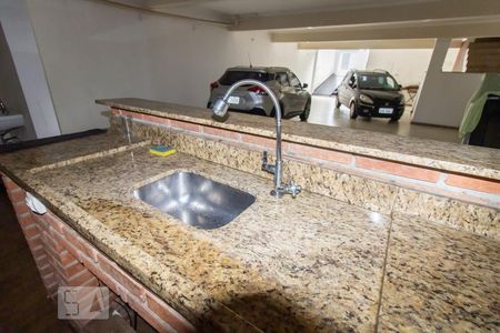 Casa para alugar com 350m², 3 quartos e 6 vagasChurrasqueira