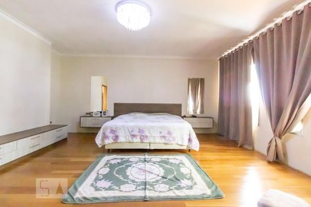 Casa para alugar com 350m², 3 quartos e 6 vagasQuarto 1