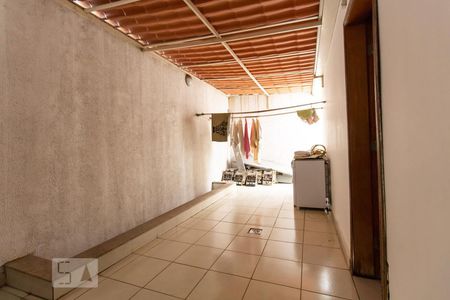 Casa para alugar com 350m², 3 quartos e 6 vagasÁrea de Serviço