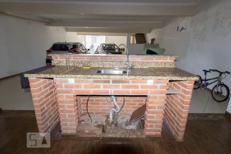 Casa para alugar com 350m², 3 quartos e 6 vagasChurrasqueira