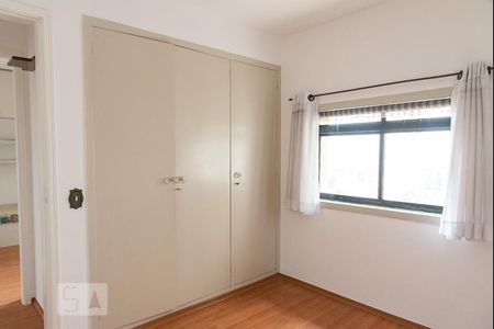 Apartamento à venda com 90m², 3 quartos e 2 vagas Apartamento à venda com 90m², 3 quartos e 2 vagasQuarto 2