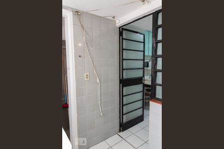 Apartamento à venda com 90m², 3 quartos e 2 vagas Apartamento à venda com 90m², 3 quartos e 2 vagasÁrea de serviço