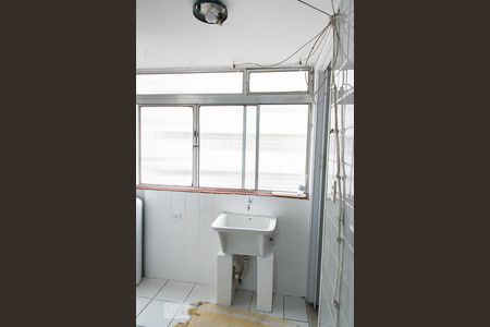 Apartamento à venda com 90m², 3 quartos e 2 vagas Apartamento à venda com 90m², 3 quartos e 2 vagasÁrea de serviço