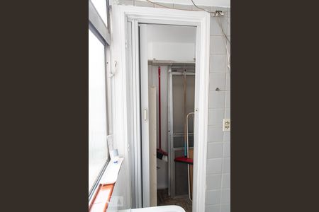 Apartamento à venda com 90m², 3 quartos e 2 vagas Apartamento à venda com 90m², 3 quartos e 2 vagasDespensa