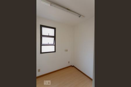 Apartamento para alugar com 138m², 4 quartos e 2 vagas Apartamento para alugar com 138m², 4 quartos e 2 vagasQuarto de Serviço