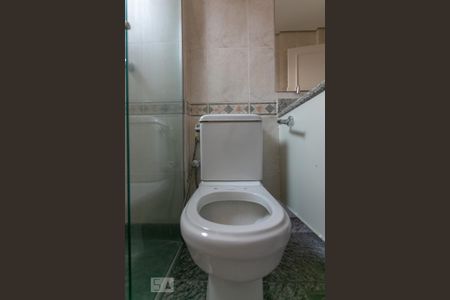 Apartamento para alugar com 138m², 4 quartos e 2 vagas Apartamento para alugar com 138m², 4 quartos e 2 vagasBanheiro da Suíte