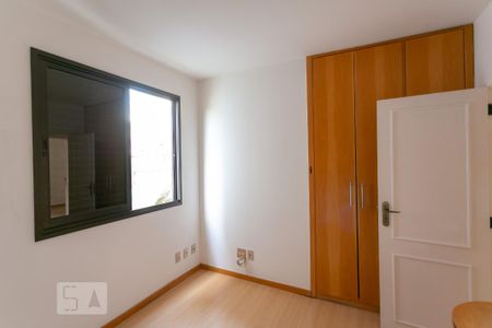 Apartamento para alugar com 138m², 4 quartos e 2 vagas Apartamento para alugar com 138m², 4 quartos e 2 vagasQuarto 1