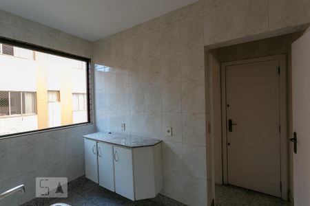 Apartamento para alugar com 138m², 4 quartos e 2 vagas Apartamento para alugar com 138m², 4 quartos e 2 vagasÁrea de Serviço