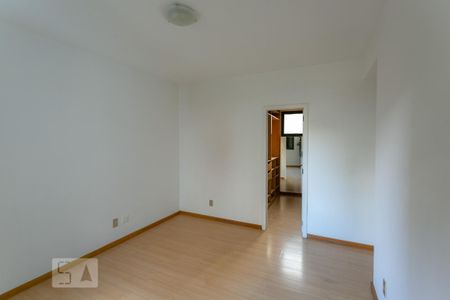 Apartamento para alugar com 138m², 4 quartos e 2 vagas Apartamento para alugar com 138m², 4 quartos e 2 vagasQuarto 4 - Suíte
