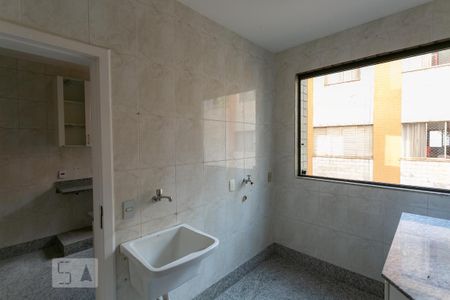 Apartamento para alugar com 138m², 4 quartos e 2 vagas Apartamento para alugar com 138m², 4 quartos e 2 vagasÁrea de Serviço