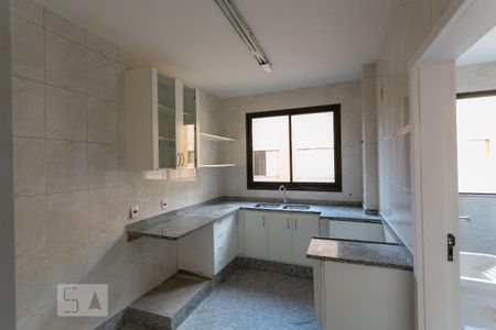 Apartamento para alugar com 138m², 4 quartos e 2 vagas Apartamento para alugar com 138m², 4 quartos e 2 vagasCozinha
