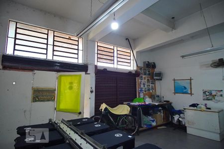 Casa à venda com 237m², 3 quartos e 2 vagasDepósito
