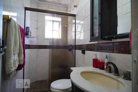 Casa à venda com 237m², 3 quartos e 2 vagasBanheiro - Corredor