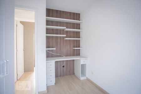Quarto 1 de apartamento para alugar com 2 quartos, 48m² em Santo Antônio, São José dos Pinhais