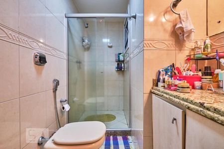 Apartamento à venda com 157m², 3 quartos e 2 vagas Apartamento à venda com 157m², 3 quartos e 2 vagasBanheiro Suíte 2