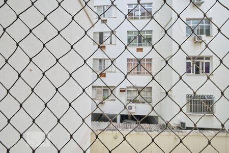 Apartamento à venda com 157m², 3 quartos e 2 vagas Apartamento à venda com 157m², 3 quartos e 2 vagasÁrea de Serviço Vista