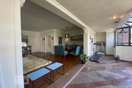 Apartamento à venda com 173m², 3 quartos e 3 vagas Apartamento à venda com 173m², 3 quartos e 3 vagasSacada