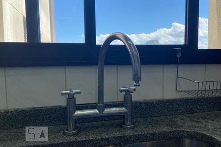 Apartamento à venda com 173m², 3 quartos e 3 vagas Apartamento à venda com 173m², 3 quartos e 3 vagasCozinha - Torneira