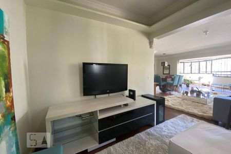 Sala de TV de apartamento à venda com 3 quartos, 173m² em Vila Andrade, São Paulo