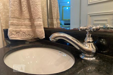 Apartamento à venda com 173m², 3 quartos e 3 vagas Apartamento à venda com 173m², 3 quartos e 3 vagasBanheiro - Torneira