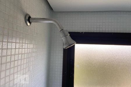 Apartamento à venda com 173m², 3 quartos e 3 vagas Apartamento à venda com 173m², 3 quartos e 3 vagasChuveiro