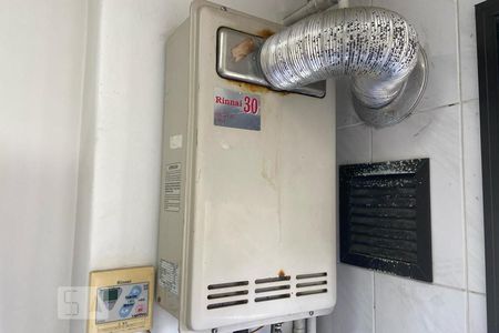 Apartamento à venda com 173m², 3 quartos e 3 vagas Apartamento à venda com 173m², 3 quartos e 3 vagasAquecedor