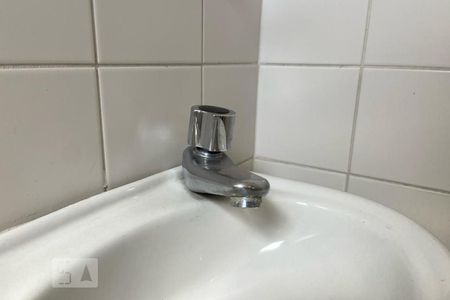 Apartamento à venda com 173m², 3 quartos e 3 vagas Apartamento à venda com 173m², 3 quartos e 3 vagasBanheiro - Torneira