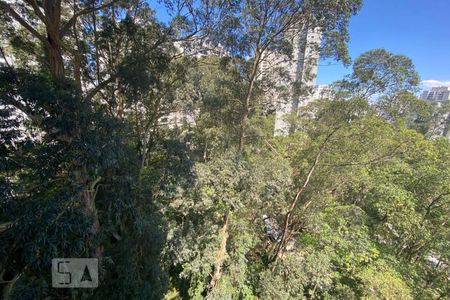 Apartamento à venda com 173m², 3 quartos e 3 vagas Apartamento à venda com 173m², 3 quartos e 3 vagasVista da Suíte 1