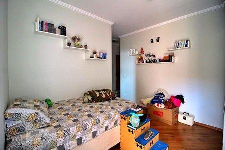 Casa à venda com 256m², 3 quartos e 5 vagasSuíte 2