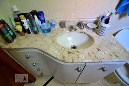 Casa à venda com 256m², 3 quartos e 5 vagasSuíte 3