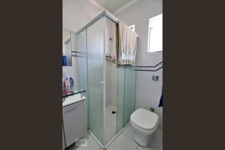 Casa à venda com 256m², 3 quartos e 5 vagasBanheiro da Suíte 1