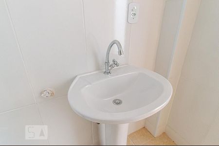 Studio à venda com 48m², 1 quarto e sem vaga Studio à venda com 48m², 1 quarto e sem vagaBanheiro