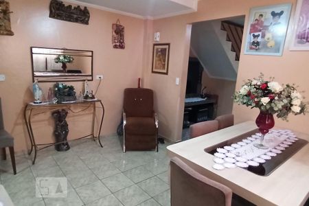 Casa à venda com 180m², 5 quartos e 2 vagas Casa à venda com 180m², 5 quartos e 2 vagasCopa
