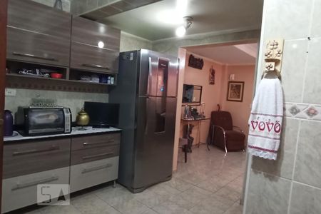 Casa à venda com 180m², 5 quartos e 2 vagas Casa à venda com 180m², 5 quartos e 2 vagasCozinha 1