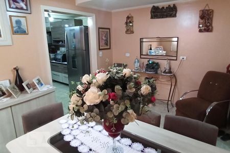 Casa à venda com 180m², 5 quartos e 2 vagas Casa à venda com 180m², 5 quartos e 2 vagasCopa