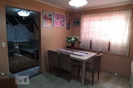 Casa à venda com 180m², 5 quartos e 2 vagas Casa à venda com 180m², 5 quartos e 2 vagasCopa