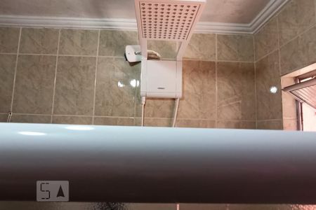 Casa à venda com 180m², 5 quartos e 2 vagas Casa à venda com 180m², 5 quartos e 2 vagasBanheiro