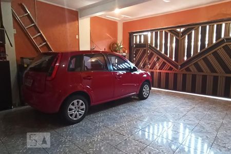 Casa à venda com 180m², 5 quartos e 2 vagas Casa à venda com 180m², 5 quartos e 2 vagasGaragem