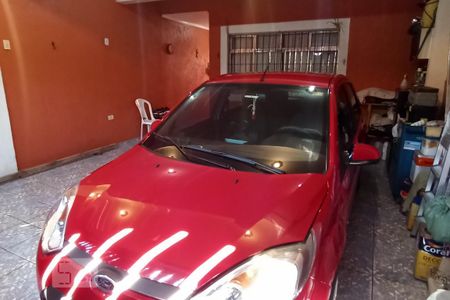 Casa à venda com 180m², 5 quartos e 2 vagas Casa à venda com 180m², 5 quartos e 2 vagasGaragem