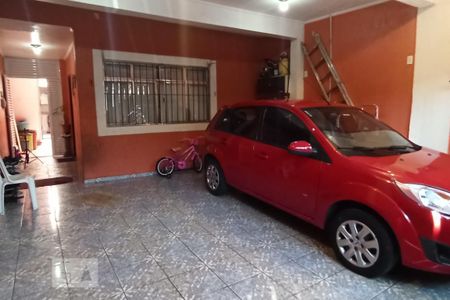 Casa à venda com 180m², 5 quartos e 2 vagas Casa à venda com 180m², 5 quartos e 2 vagasGaragem