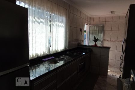 Casa à venda com 180m², 5 quartos e 2 vagas Casa à venda com 180m², 5 quartos e 2 vagasCozinha 2