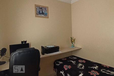 Casa à venda com 180m², 5 quartos e 2 vagas Casa à venda com 180m², 5 quartos e 2 vagasQuarto 4