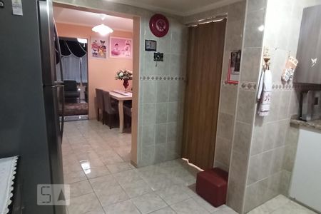 Casa à venda com 180m², 5 quartos e 2 vagas Casa à venda com 180m², 5 quartos e 2 vagasCozinha 1