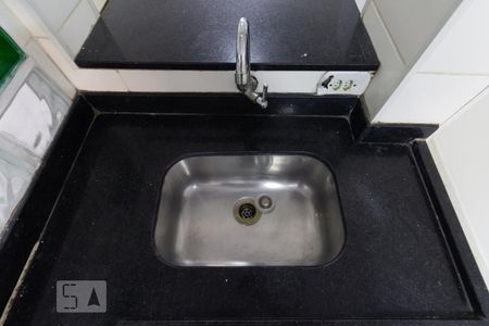 Studio para alugar com 32m², 1 quarto e sem vaga Studio para alugar com 32m², 1 quarto e sem vagaPia