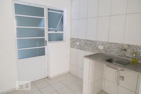 Cozinha de kitnet/studio para alugar com 1 quarto, 30m² em Alto do Pari, São Paulo