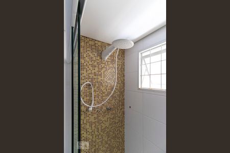 Casa à venda com 220m², 4 quartos e 3 vagasBanheiro social