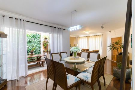Sala de casa à venda com 4 quartos, 220m² em Vila Nogueira, Campinas