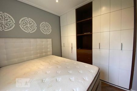 Apartamento à venda com 72m², 3 quartos e 2 vagasSuíte 1