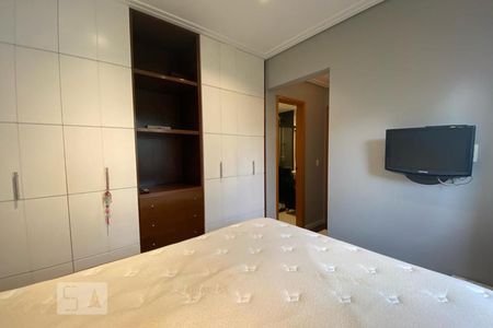 Apartamento à venda com 72m², 3 quartos e 2 vagasSuíte 1